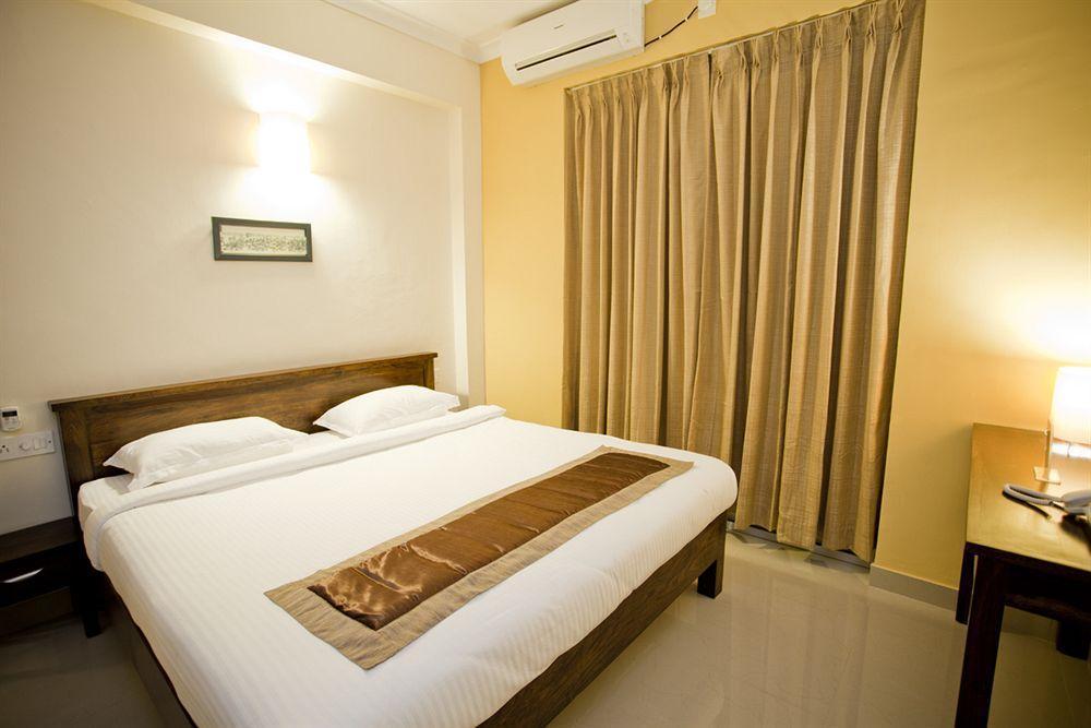 Treehouse Blue Hotel & Serviced Apartments Majorda Extérieur photo